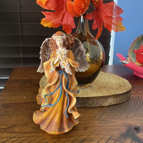 Magical Christmas Collection Sherwood’s - Picture 1 of 9